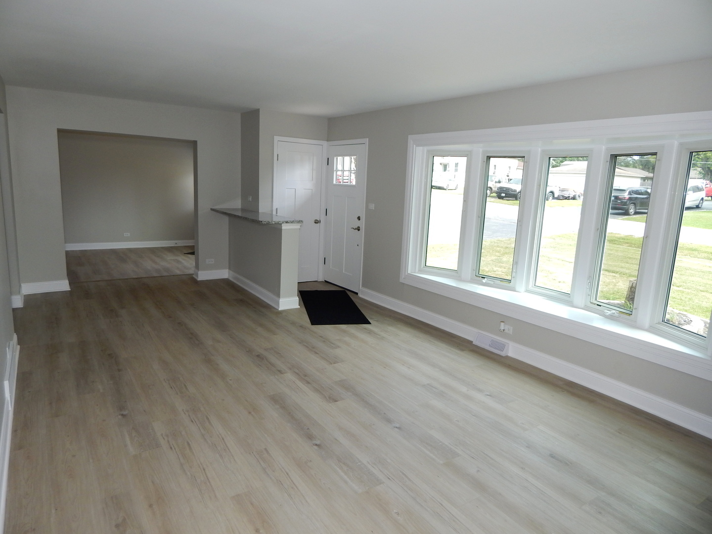 11740 South Ridgeway Avenue Alsip, IL 60803 - Photo 4 of 49 Gallery Image 4