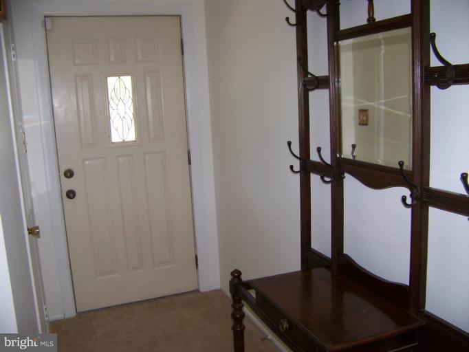 6020 Ridge View Drive Alexandria, VA 22310 - Photo 15 of 29 Interior (General)