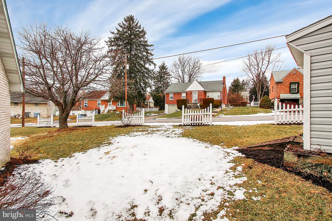 1101 Kalreda Road York, PA 17406 - Photo 24 of 27 Inviting corner lot