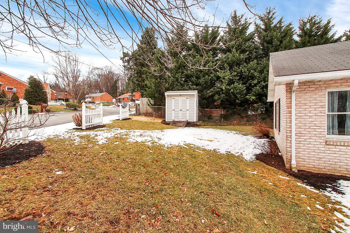 1101 Kalreda Road York, PA 17406 - Photo 26 of 27 Storage shed