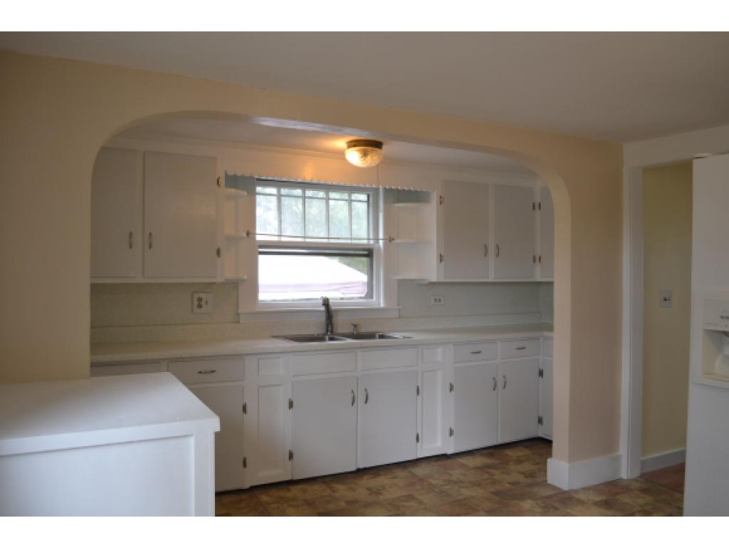 81 Pembroke Road Concord, NH 03301 - Photo 9 of 20