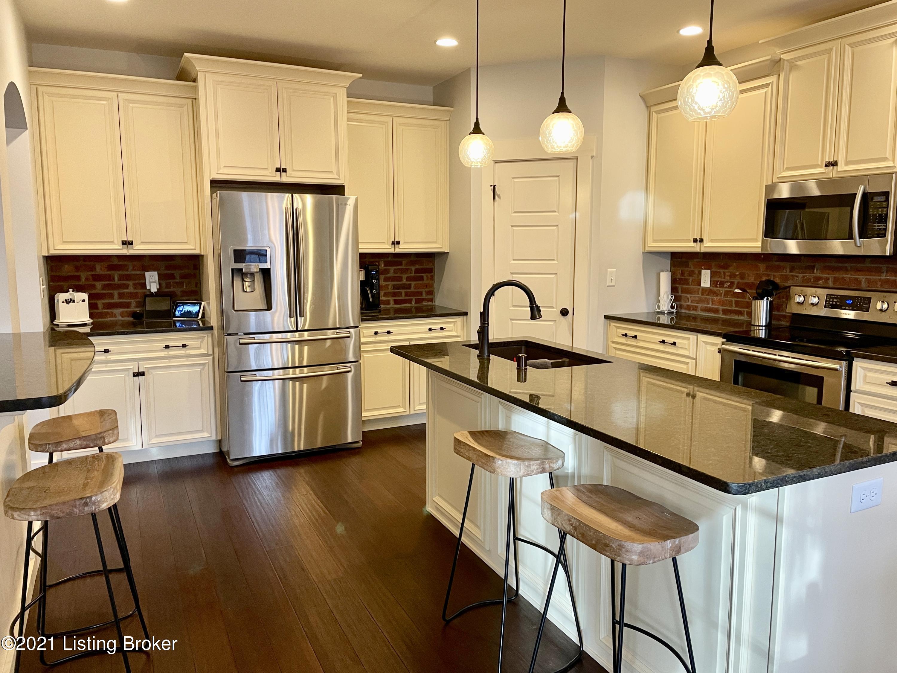 1409 Optimist Road Elizabethtown, KY 42701 - Photo 18 of 83 Beautifully designed kitchen with granite counter tops