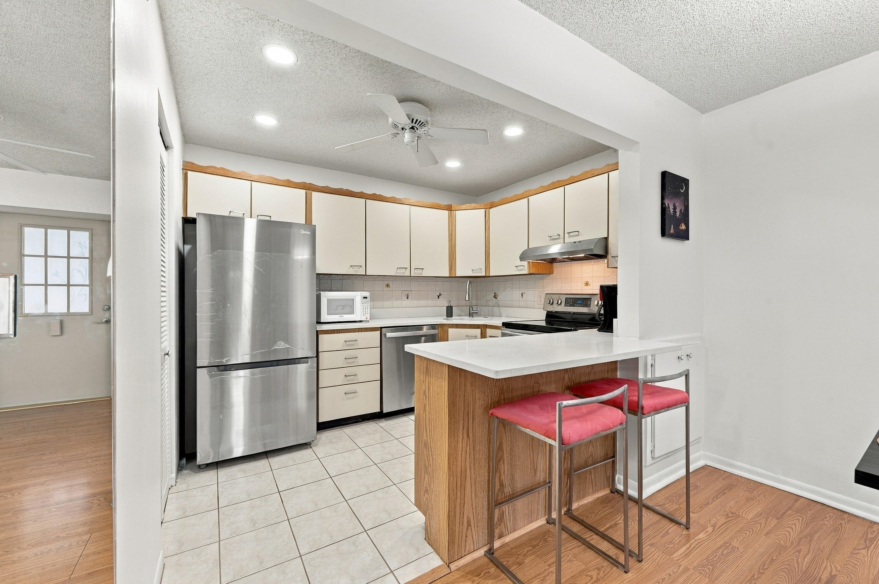 313 Pine Ridge Circle, Unit C2 Greenacres, FL 33463 - Photo 7 of 35 Kitchen Area