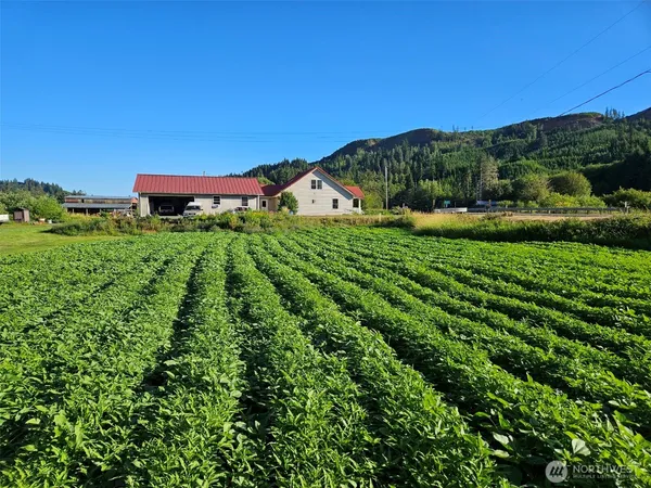 $895,000 | 1710 Highway 4, Skamokawa, WA 98647