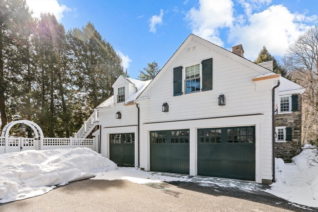 22 Valley Road Wellesley, MA 02481 - Photo 38 of 42