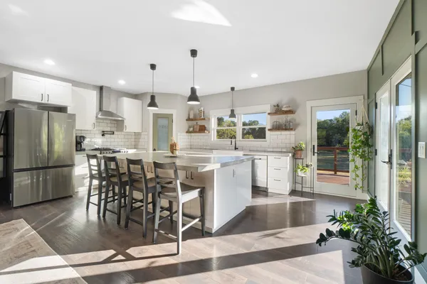 $675,000 | 7533 Nature View Drive, Jackson, MI 49201