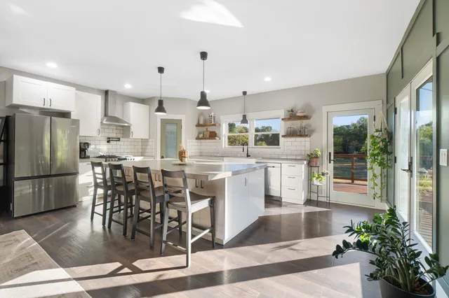 $680,000 | 7533 Nature View Drive, Jackson, MI 49201