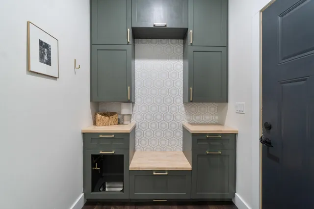 $680,000 | 7533 Nature View Drive, Jackson, MI 49201