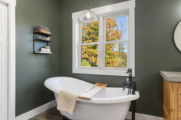 $675,000 | 7533 Nature View Drive, Jackson, MI 49201