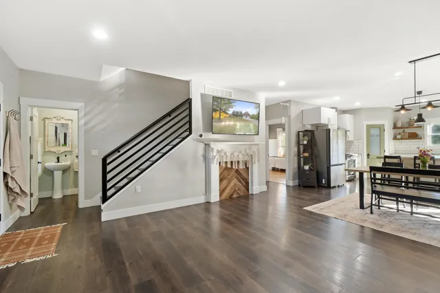 $680,000 | 7533 Nature View Drive, Jackson, MI 49201