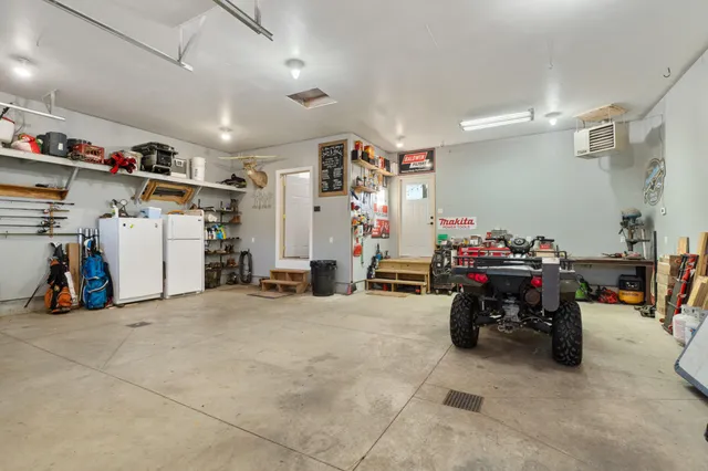 $680,000 | 7533 Nature View Drive, Jackson, MI 49201