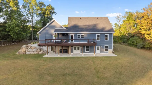 $675,000 | 7533 Nature View Drive, Jackson, MI 49201
