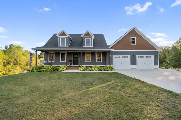 $675,000 | 7533 Nature View Drive, Jackson, MI 49201