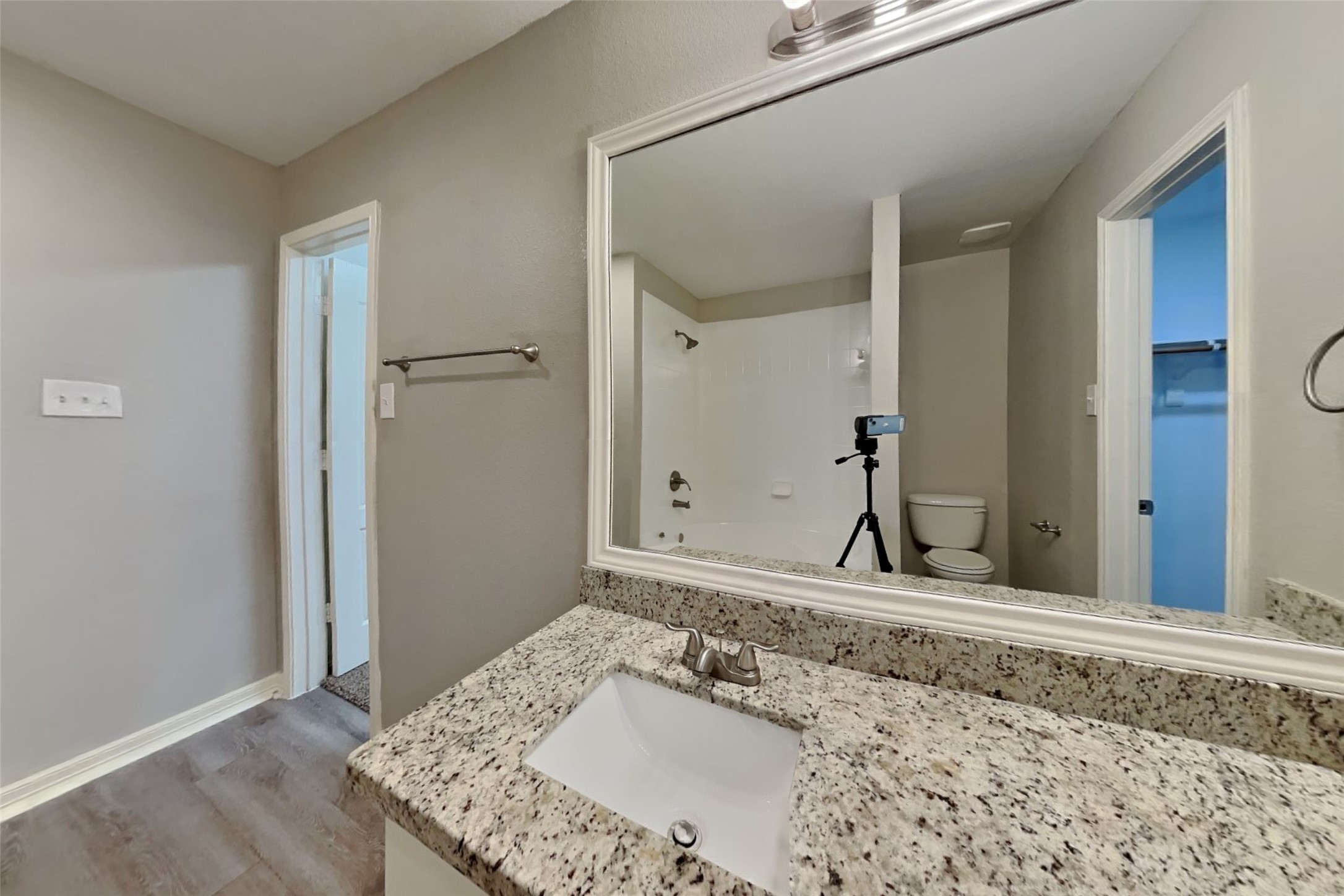 3719 Bridgebluff Lane Katy, TX 77449 - Photo 8 of 21