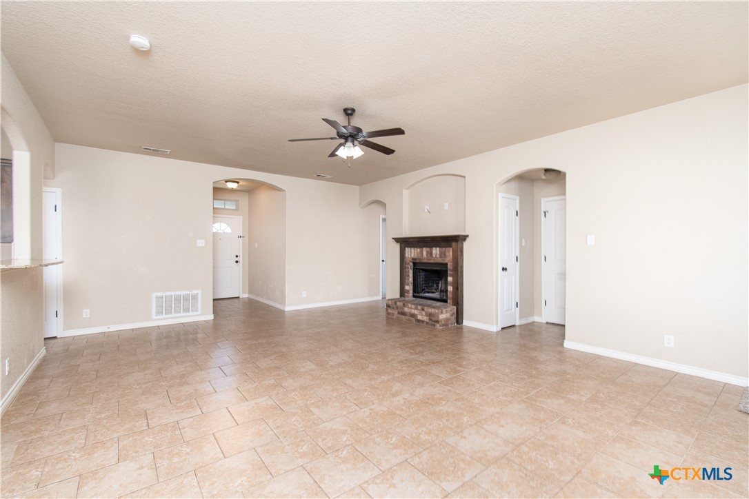 3808 Anvil Range Road Killeen, TX 76549 - Photo 5 of 23