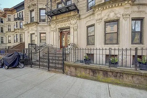 $399,999 | 1304 Pacific Street, Unit B1 | Crown Heights