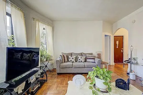 $399,999 | 1304 Pacific Street, Unit B1 | Crown Heights