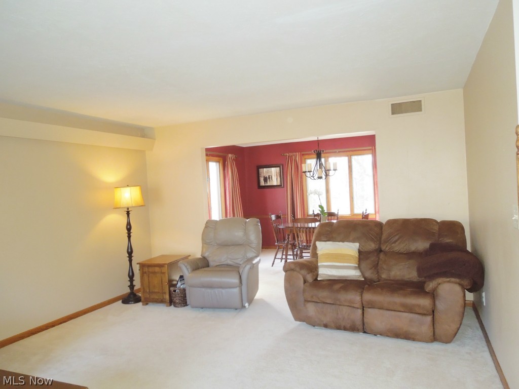 3824 Greentree Road Stow, OH 44224 - Photo 4 of 24 View of living room looking into dining area.