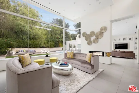 $3,995,000 | 2654 Roscomare Road, Los Angeles, CA 90077