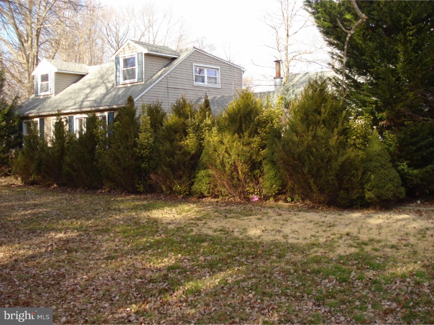 74 Tufts Road Pennsville, NJ 08070 - Photo 3 of 25