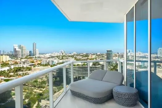 $19,500 | 100 South Pointe Drive, Unit 1701, Miami Beach, FL 33139