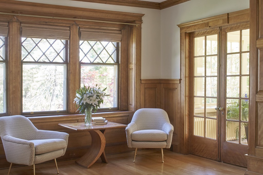 83 Gray Street Arlington, MA 02476 - Photo 4 of 22