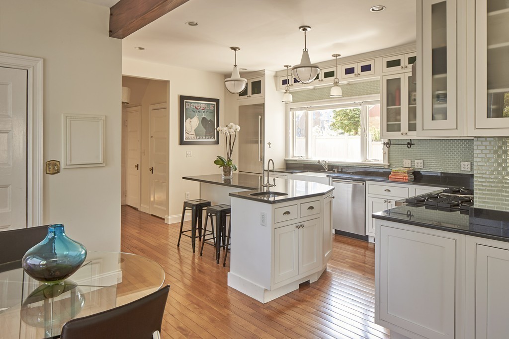 83 Gray Street Arlington, MA 02476 - Photo 9 of 22