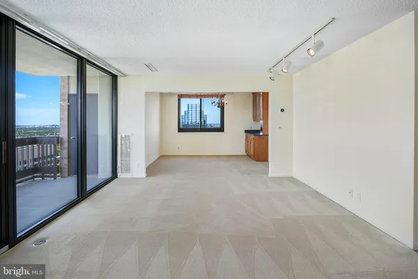 $3,000 | 5505 Seminary Road, Unit 2605N, Falls Church, VA 22041