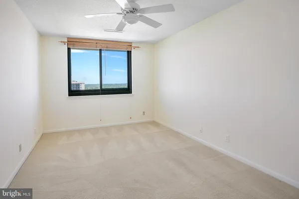 $3,000 | 5505 Seminary Road, Unit 2605N, Falls Church, VA 22041