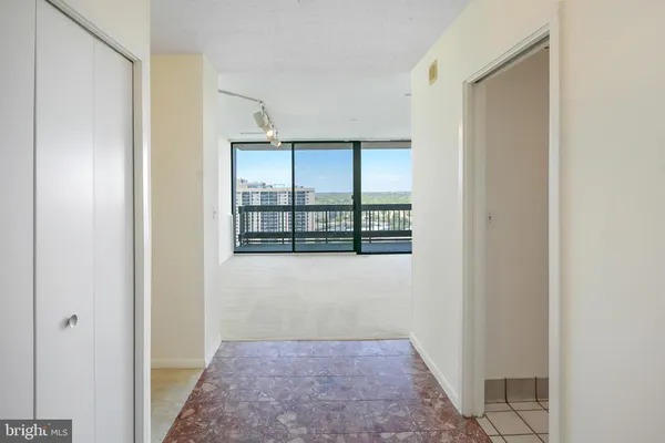 $3,000 | 5505 Seminary Road, Unit 2605N, Falls Church, VA 22041