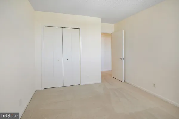 $3,000 | 5505 Seminary Road, Unit 2605N, Falls Church, VA 22041