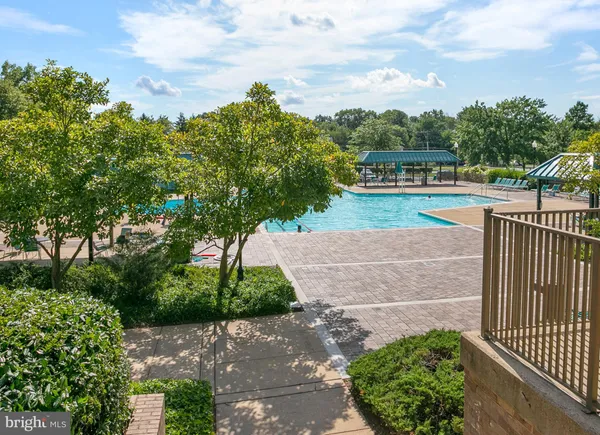 $3,000 | 5505 Seminary Road, Unit 2605N, Falls Church, VA 22041