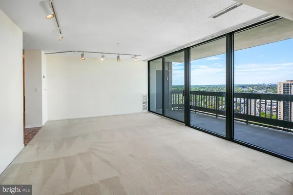 $3,000 | 5505 Seminary Road, Unit 2605N, Falls Church, VA 22041