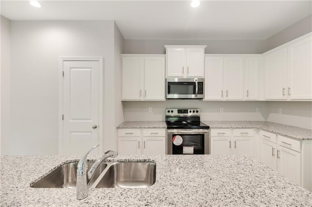 1678 Southwest School Road Clemmons, NC 27012 - Photo 11 of 28 Gallery Image 11