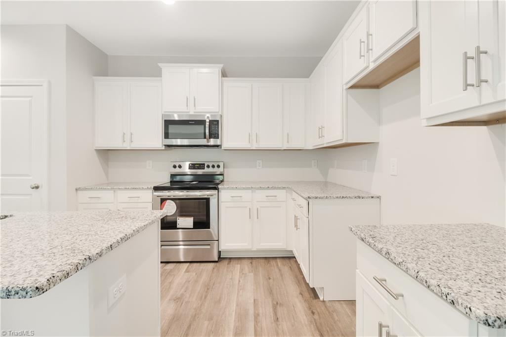 1678 Southwest School Road Clemmons, NC 27012 - Photo 13 of 28 Gallery Image 13