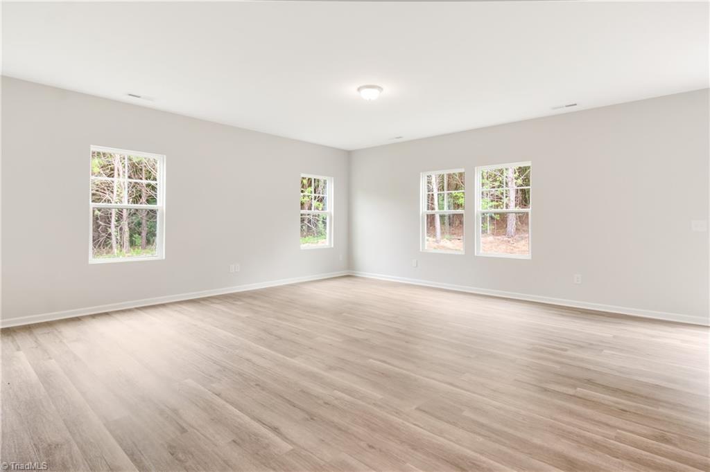 1678 Southwest School Road Clemmons, NC 27012 - Photo 6 of 28 Gallery Image 6