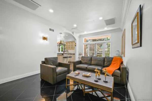 $6,300 | 5448 Renaissance Avenue, San Diego, CA 92122