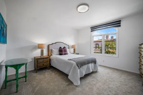 $6,300 | 5448 Renaissance Avenue, San Diego, CA 92122