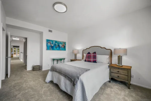 $6,300 | 5448 Renaissance Avenue, San Diego, CA 92122