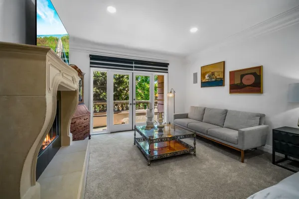 $6,300 | 5448 Renaissance Avenue, San Diego, CA 92122