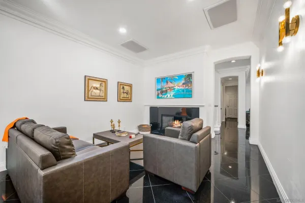 $6,300 | 5448 Renaissance Avenue, San Diego, CA 92122