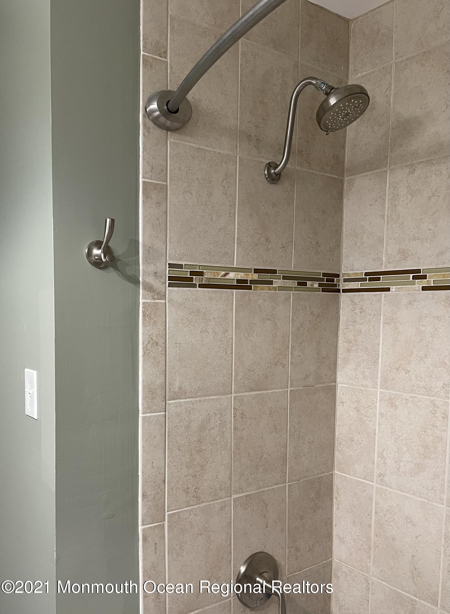 147 Stephan Road Brick, NJ 08724 - Photo 14 of 24 SHOWER/TUB