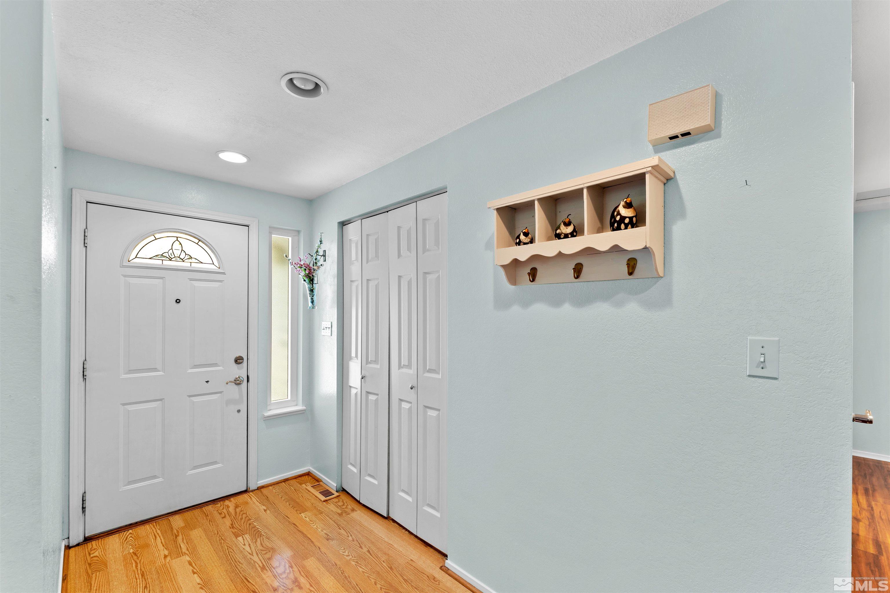 4020 Mustang Court Reno, NV 89502 - Photo 4 of 31 Photo 4