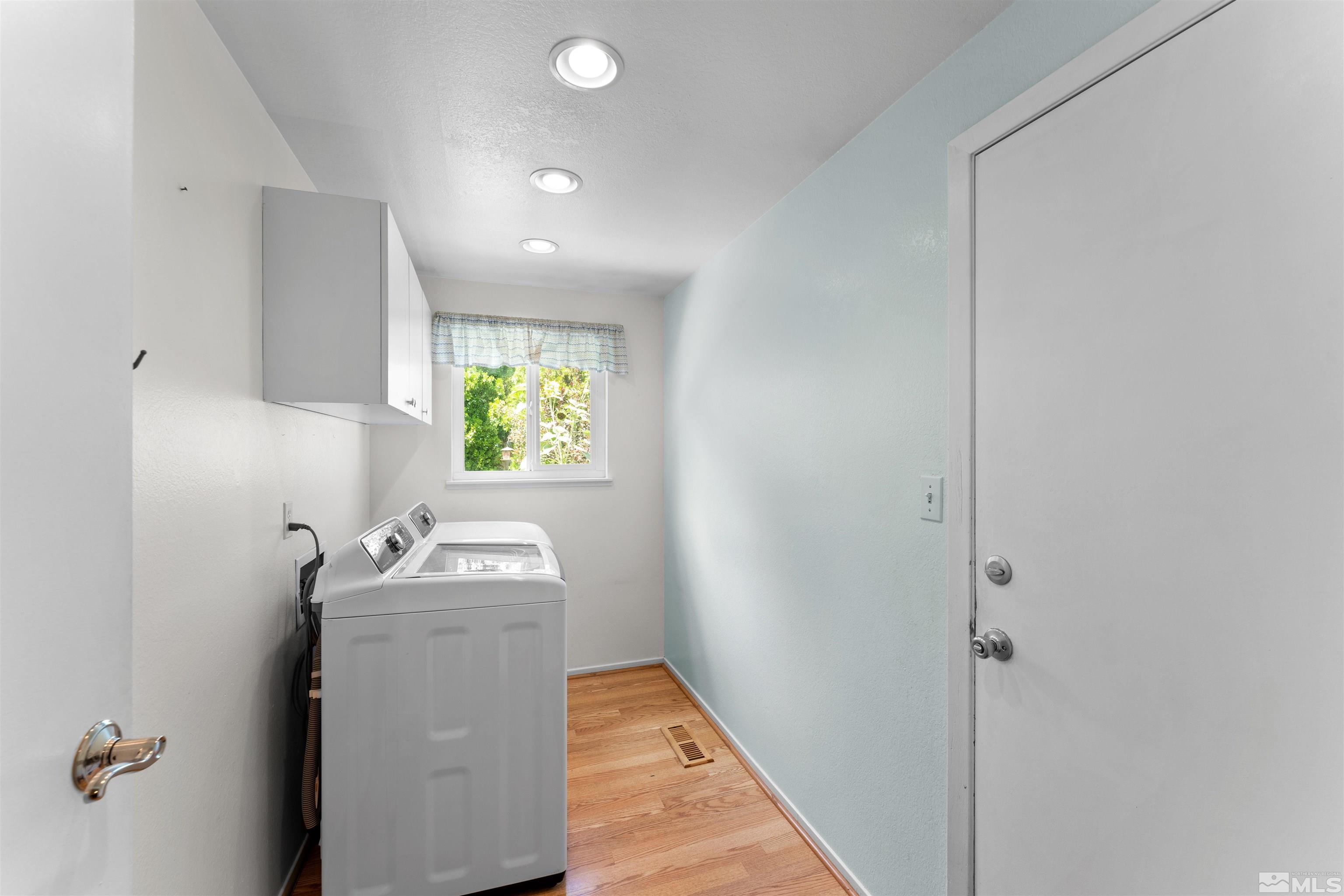 4020 Mustang Court Reno, NV 89502 - Photo 9 of 31 Photo 9