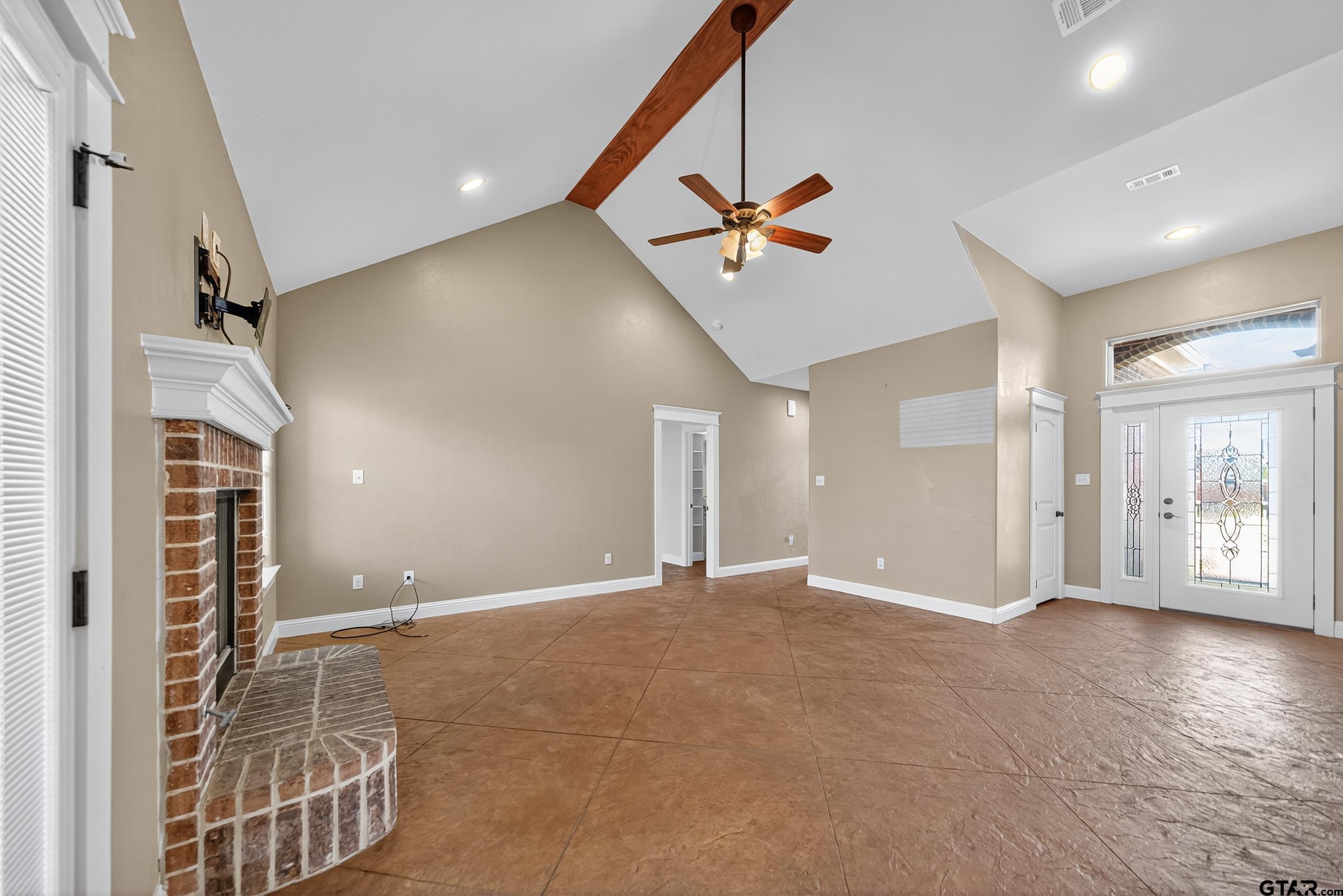 709 Linus Lane Lindale, TX 75771 - Photo 13 of 40 a view of an empty room with a window