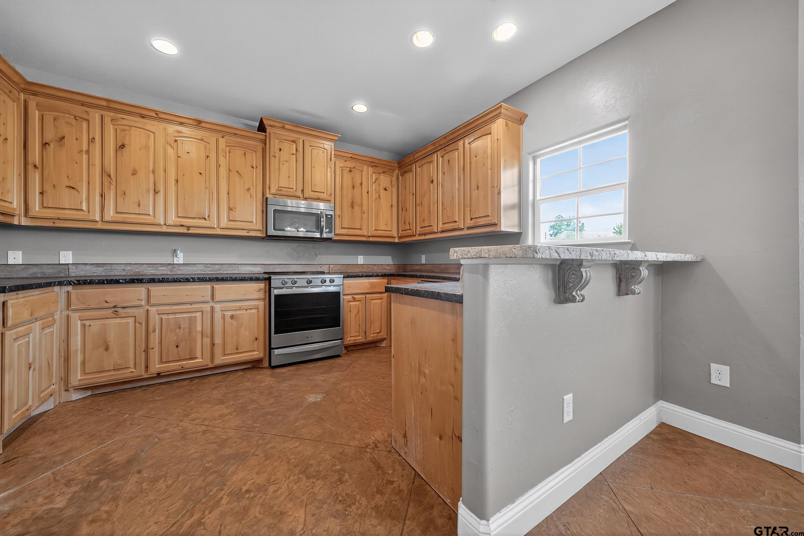 709 Linus Lane Lindale, TX 75771 - Photo 14 of 40