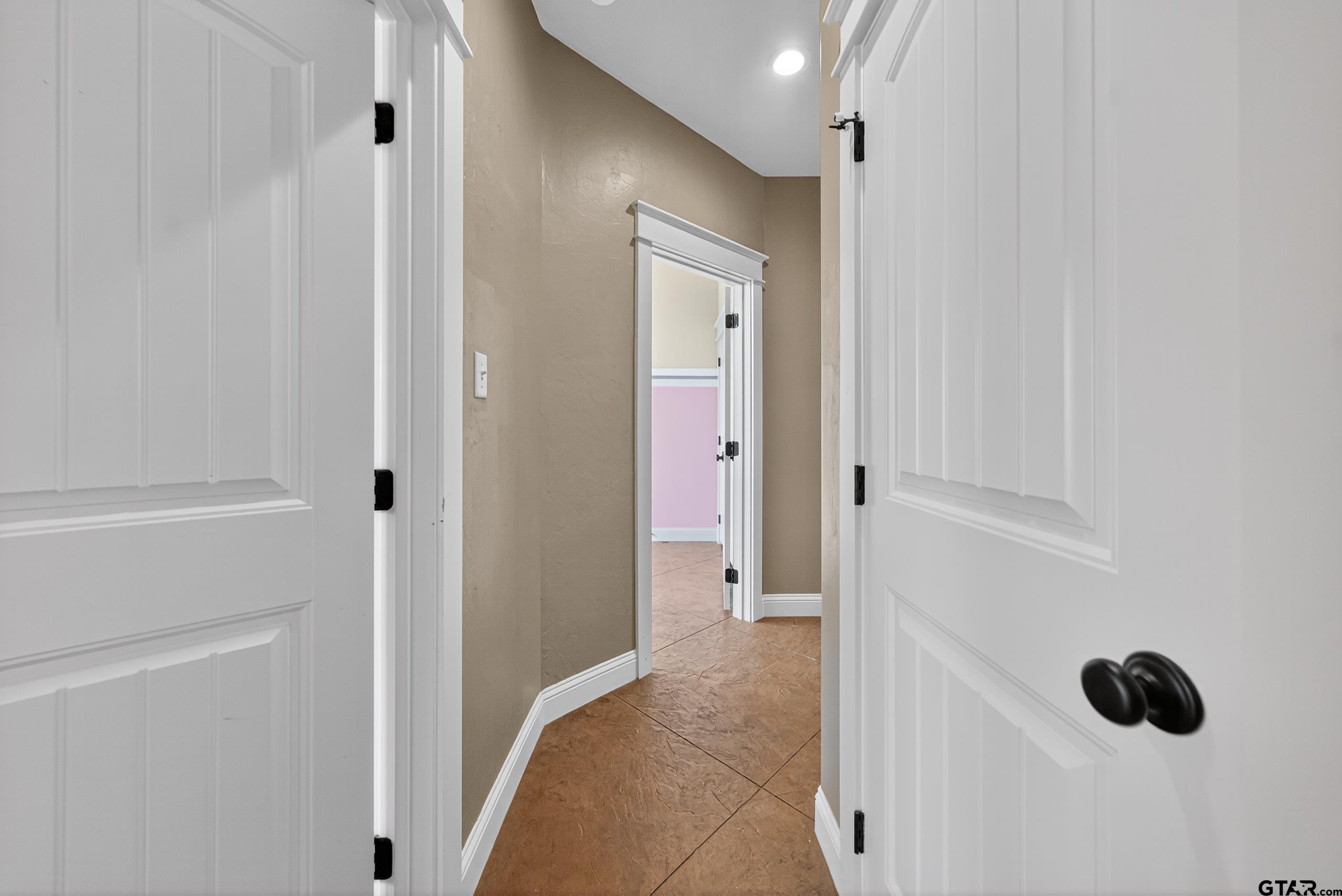 709 Linus Lane Lindale, TX 75771 - Photo 31 of 40 a view of walk in closet