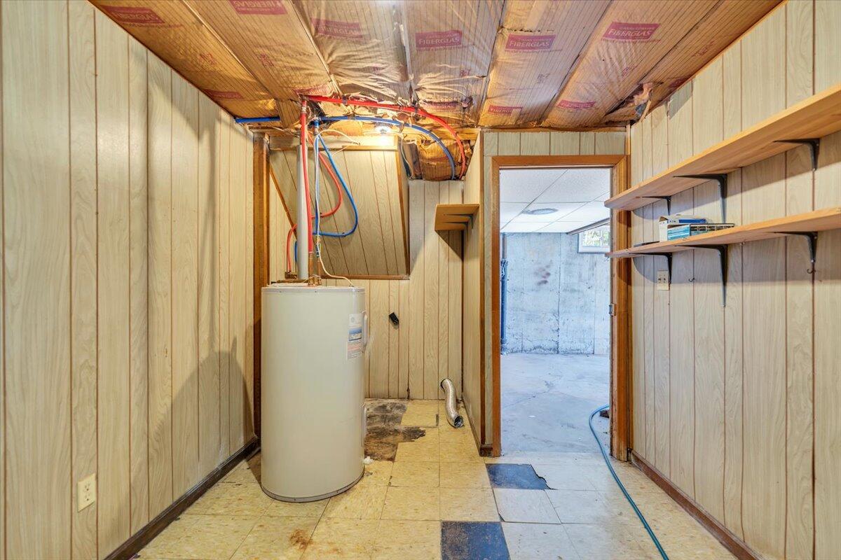 2216 East Ruritan Road Roanoke, VA 24012 - Photo 45 of 57 42-MIB05263