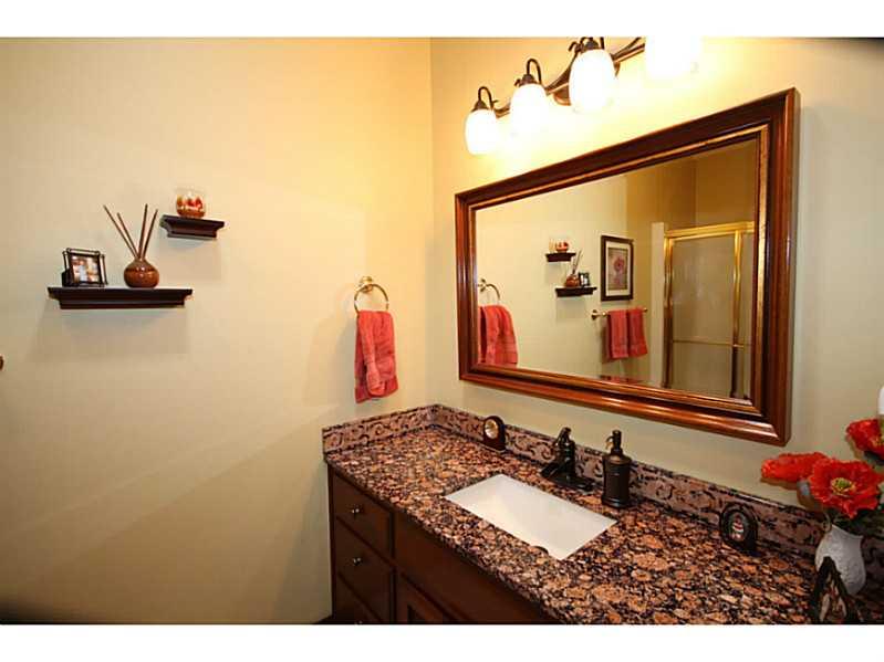 4853 Timber Ridge Drive Columbus, IN 47201 - Photo 13 of 24 Gallery Image 13