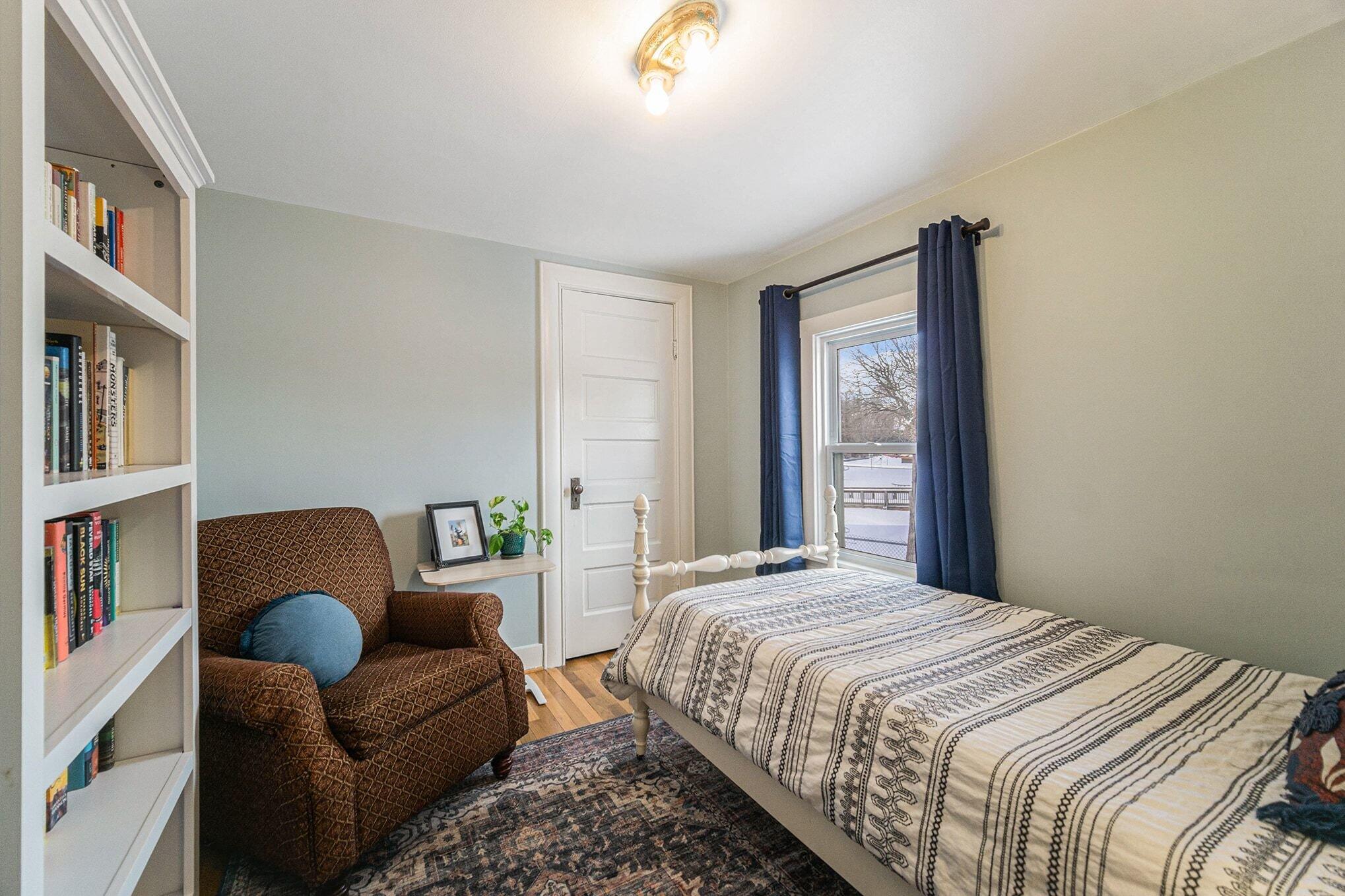 629 North Main Street Chelsea, MI 48118 - Photo 12 of 29 011_file_9336